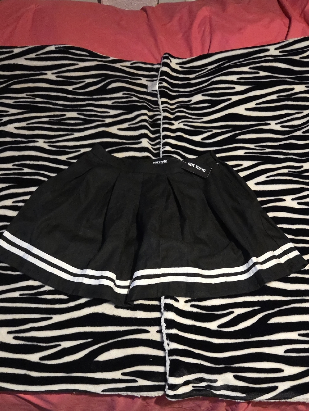 Hot Topic Skirt (NWT)